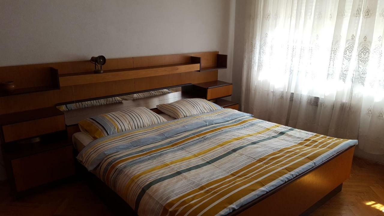 Apartment Central Knin Extérieur photo