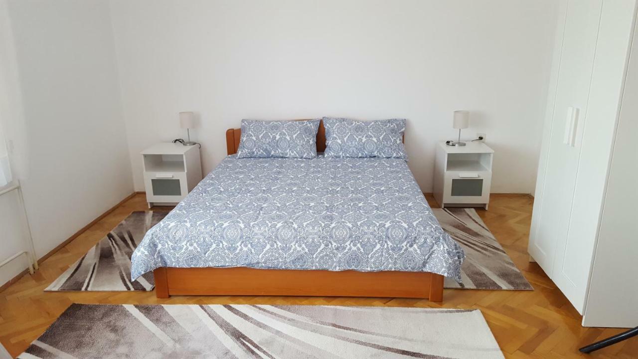 Apartment Central Knin Extérieur photo